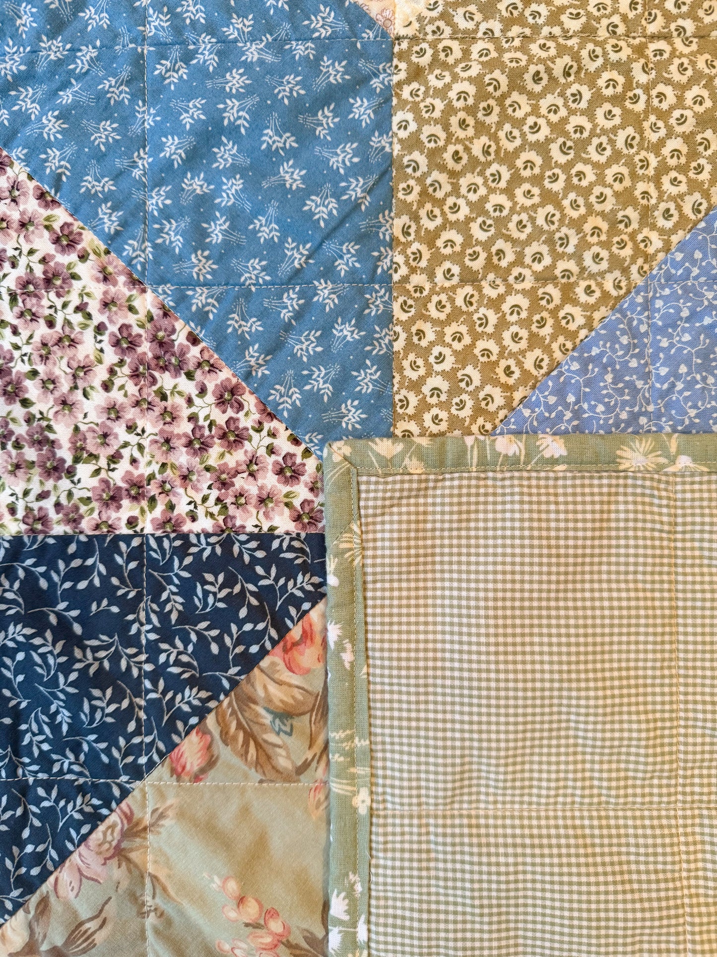 Handmade Baby Quilt - LeMoyne Star no. 007