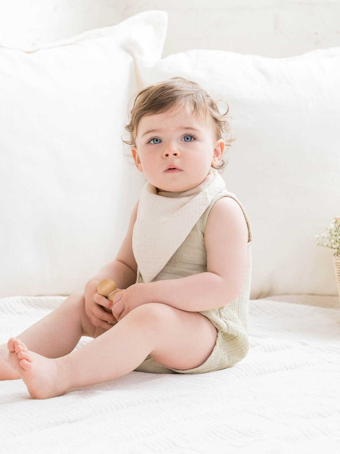 Organic 2-Pack Muslin Bandana Bibs