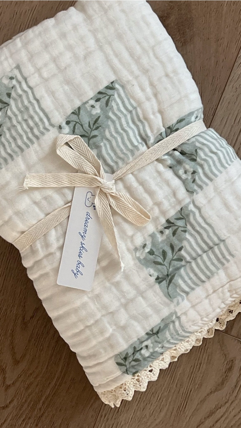 6 Layer Gauze Blanket - Lorelei