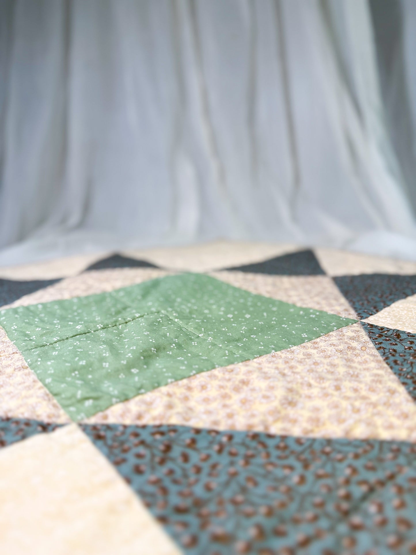 Handmade Baby Quilt - Ohio Star no. 005